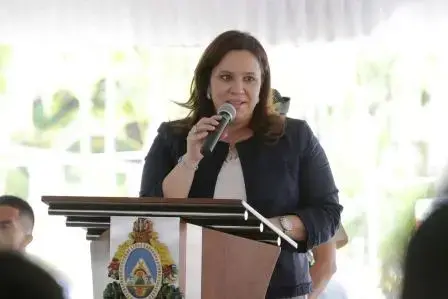 UNFPA y Primera Dama de la Nación conmemoran el Día del Adulto Mayor