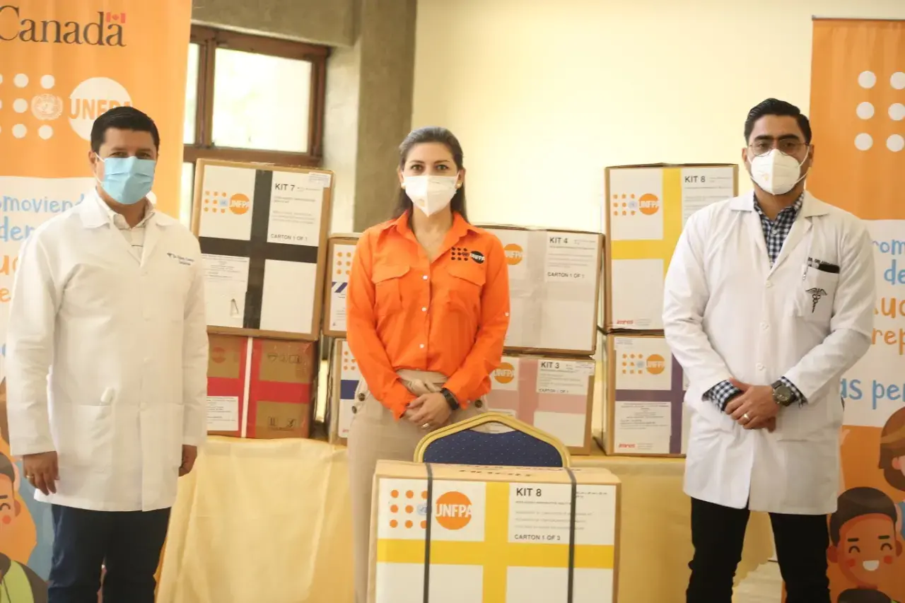 UNFPA dona kits de salud reproductiva a la Secretaria de Salud