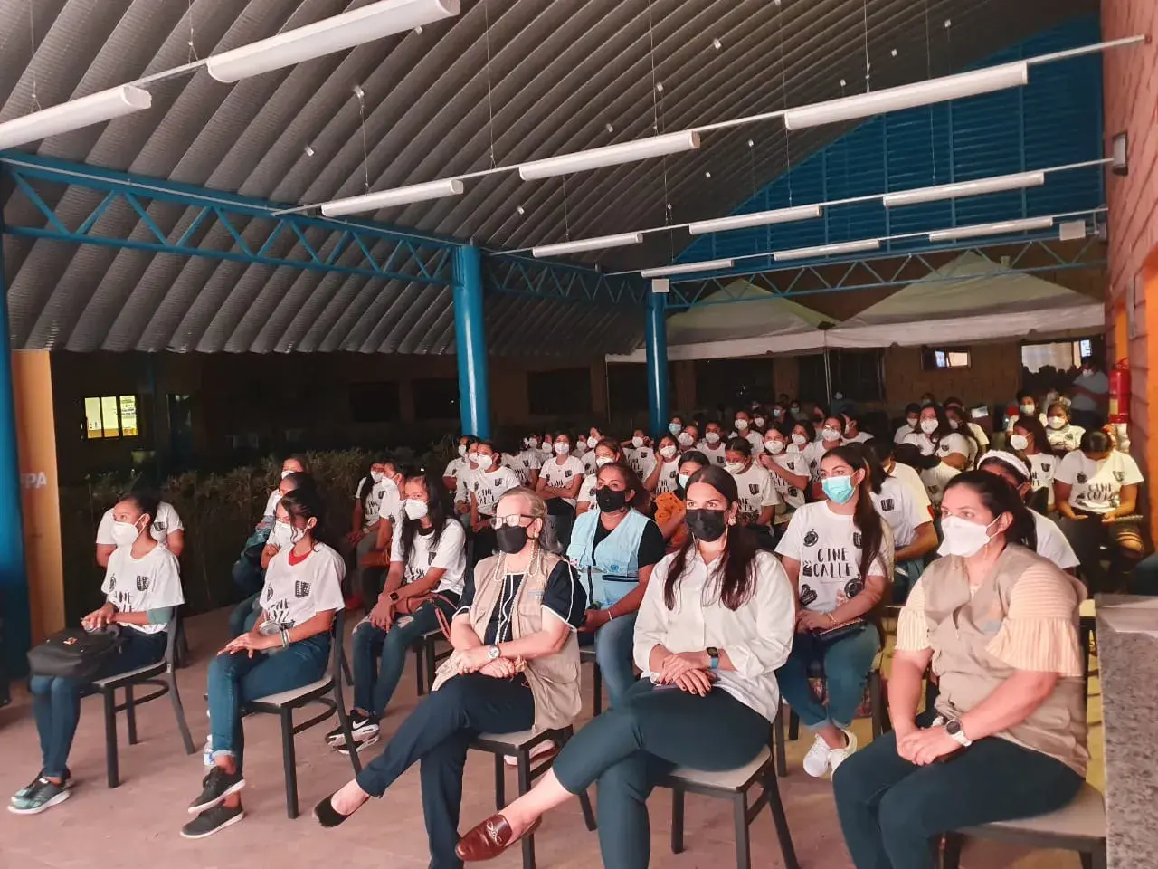 CINE CALLE: NO DEJAR A NADIE ATRÁS EN LA PREVENCIÓN DEL EMBARAZO EN ADOLESCENTES